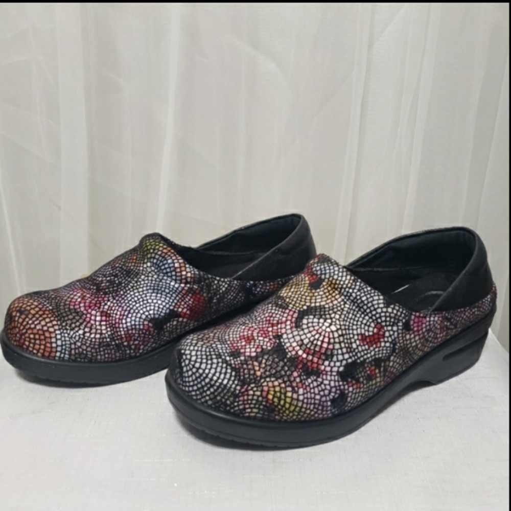 Ingaro Sz 6.5 Sonja19 Non-Slip Professional Clogs - Picture 15 of 16